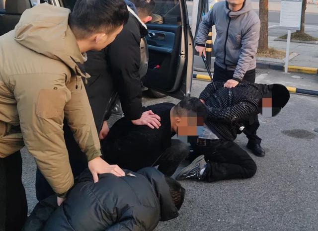 抓捕患艾滋嫌犯流血民警hiv檢測陰性